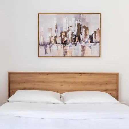 Apartman 3br Near & Center *