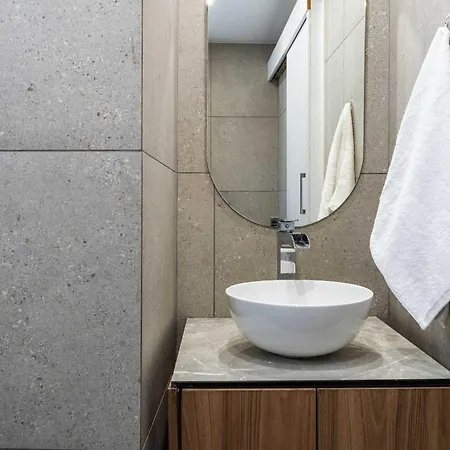 3br Near & Center Apartman *